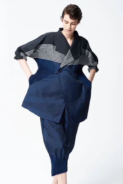 Look 14